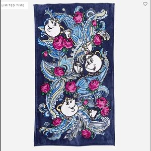 Disney Vera Bradley- Bonjour Belle blanket